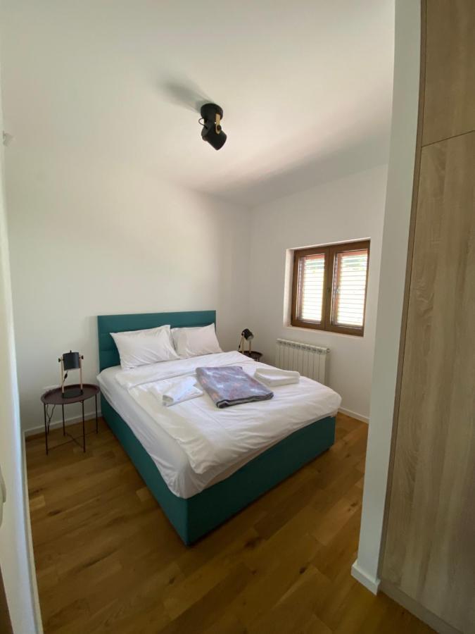 Turisticki Apartmani “Kraljeva Stolica” Žabljak Buitenkant foto
