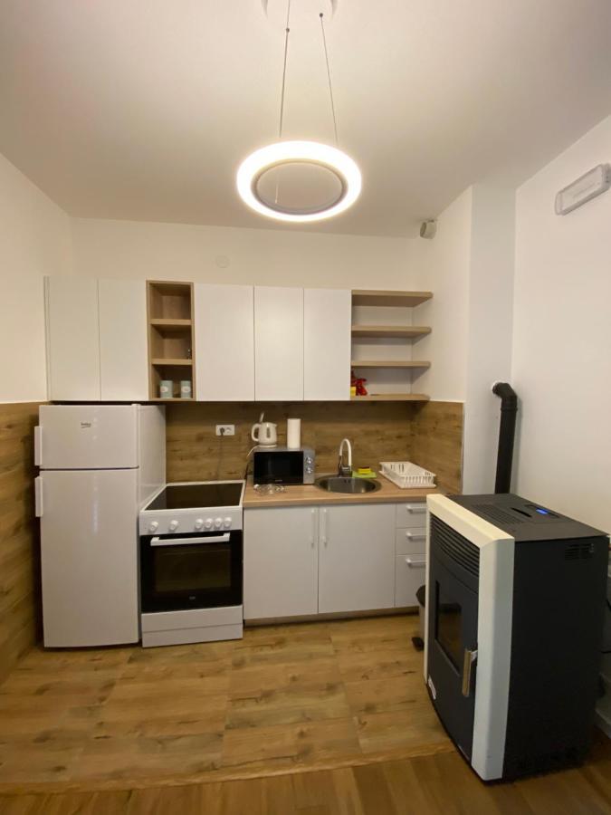 Turisticki Apartmani “Kraljeva Stolica” Žabljak Buitenkant foto