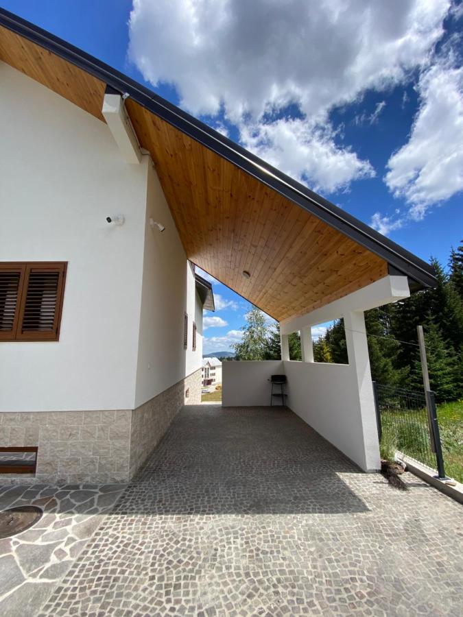 Turisticki Apartmani “Kraljeva Stolica” Žabljak Buitenkant foto